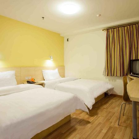 7Days Inn Ezhou Wuchang Avenue Dongjiang International Exterior photo
