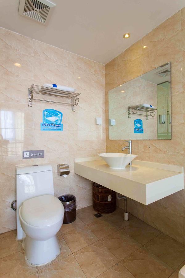 7Days Inn Ezhou Wuchang Avenue Dongjiang International Exterior photo