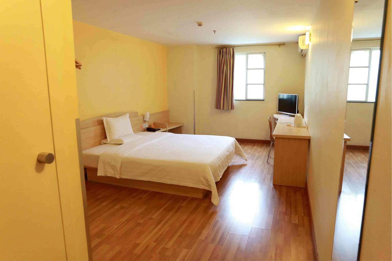 7Days Inn Ezhou Wuchang Avenue Dongjiang International Exterior photo
