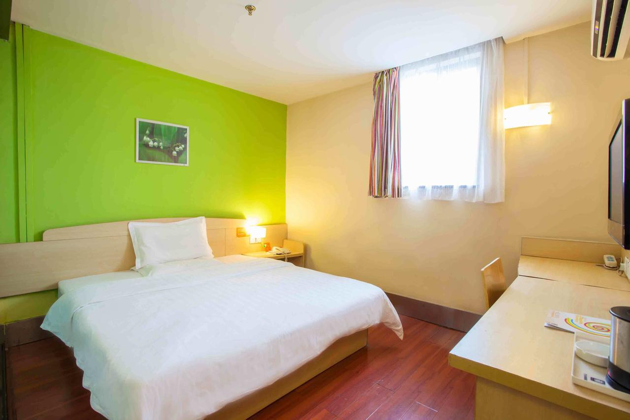 7Days Inn Ezhou Wuchang Avenue Dongjiang International Exterior photo