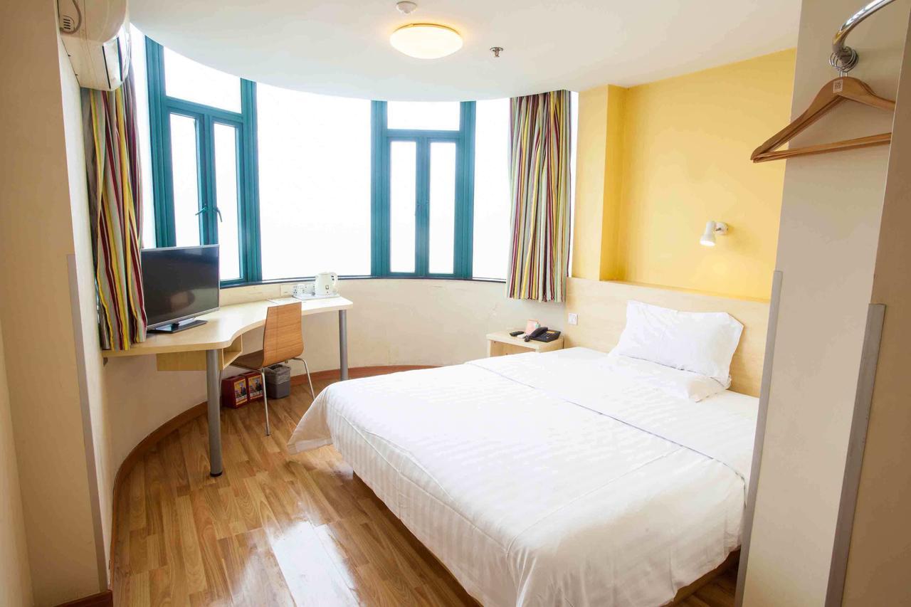 7Days Inn Ezhou Wuchang Avenue Dongjiang International Exterior photo