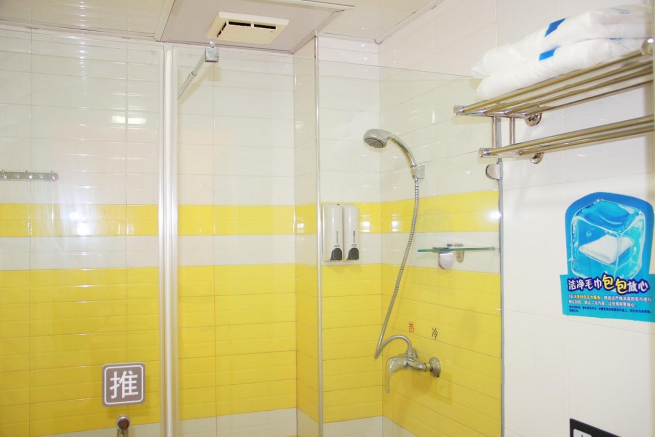 7Days Inn Ezhou Wuchang Avenue Dongjiang International Exterior photo